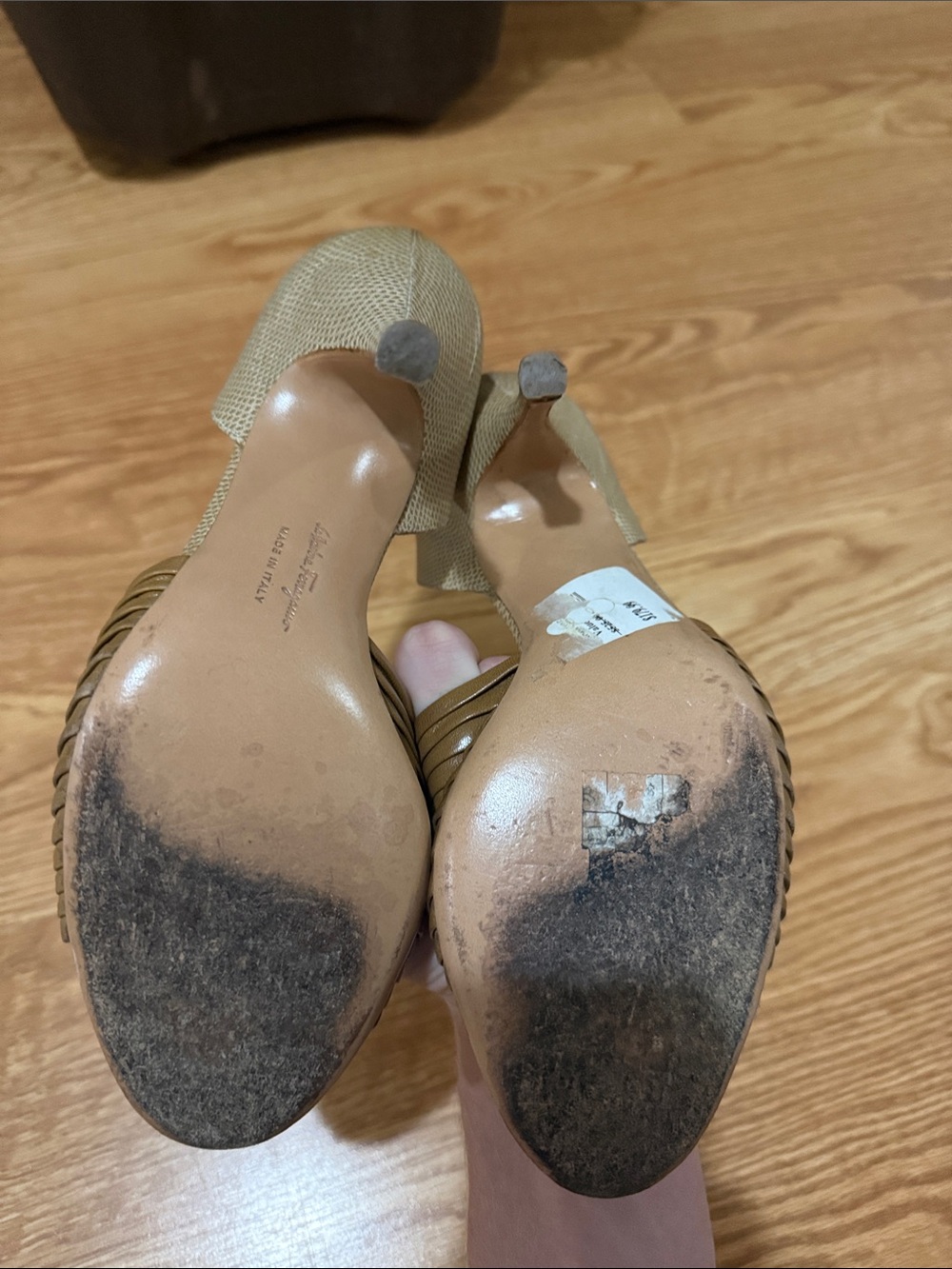 Salvatore Ferragamo Brown and Cream D'Orsay Ribbed Leather Heels - Picture 3 of 7
